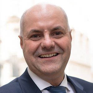 Porträt von Dr. Gerald Mair, Obmann des Tirolerbundes in Wien